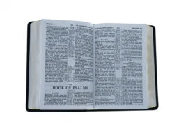 KJV Bible Heritage Reference Black Bonded Leather 8 KJV Bible Heritage Reference Black Bonded Leather -Cheap Book Store 100 0139 3